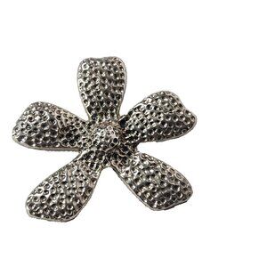 Silpada Sterling Silver Hammered Floral Pendant Thailand 925